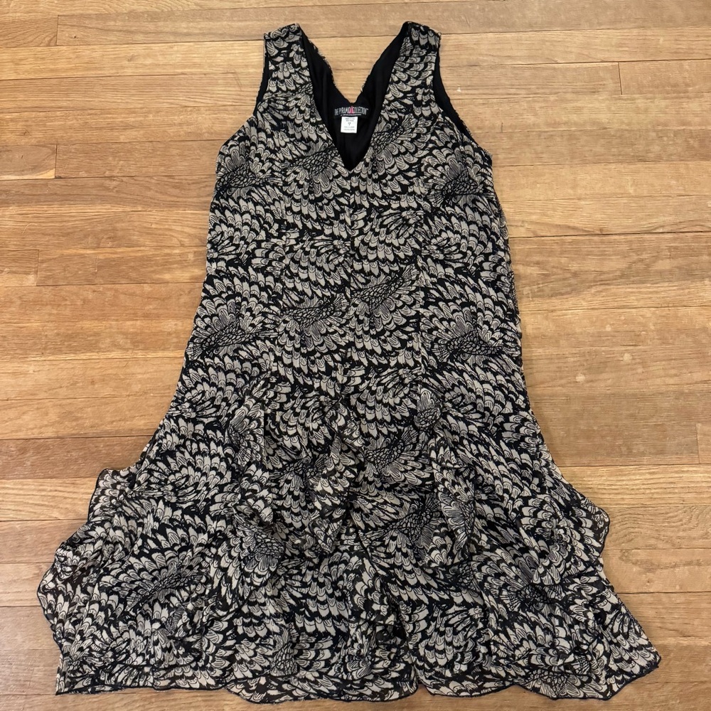 The Pyramid Collection sleeveless taupe black midi dress size medium M
 b49